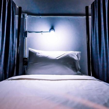 3Plus1 Hostel Patong Eksteriør bilde